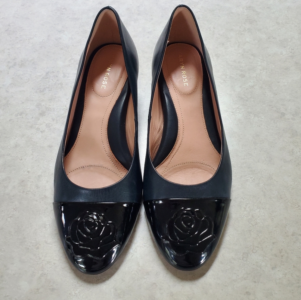 Taryn Rose "Babe" Navy & Black Shoes